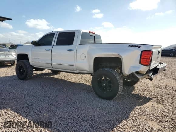 2015 Chevrolet Silverado 1500 LTZ z VIN 3GCUKSEJ2FG417441, wystawiony jako Copart lot #53751975 z przebiegiem 83 802 mil mil oraz Szkoda całkowita • Salvage title. Historia ofert i sprzedaży dostępna na DreamBid. Obrazek 2.
