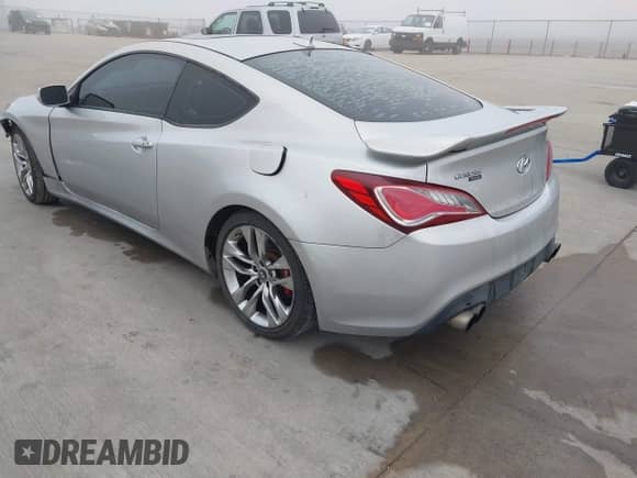 2013 Hyundai Genesis Coupe Track с VIN KMHHU6KJXDU112606, выставлен на аукционе IAAI как лот 41686732 с пробегом 216 884 миль миль и . История ставок и продаж доступна на DreamBid. Изображение 3.
