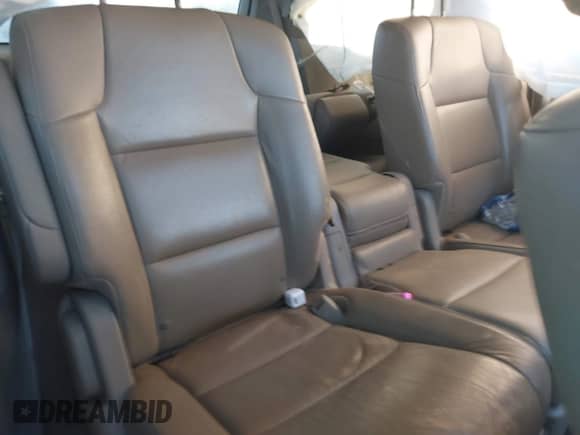 2015 Honda Odyssey Touring Elite с VIN 5FNRL5H98FB066160, выставлен на аукционе IAAI как лот 43201355 с пробегом Не указан миль и . История ставок и продаж доступна на DreamBid. Изображение 8.