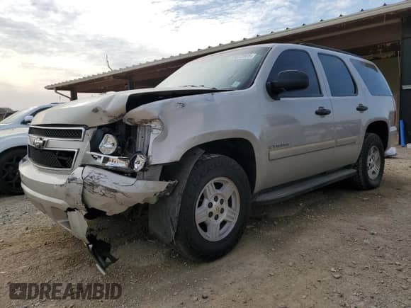 2007 Chevrolet Tahoe LS с VIN 1GNFC13C67J287322, выставлен на аукционе Copart как лот 51072905 с пробегом Не указан миль и Списание • Salvage title. История ставок и продаж доступна на DreamBid. Изображение 1.