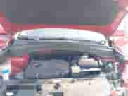 2018 Hyundai Santa Fe 2.4L z VIN 5XYZTDLB2JG556213, wystawiony jako IAAI lot #43272986 z przebiegiem 105 475 mil mil oraz . Historia ofert i sprzedaży dostępna na DreamBid. Obrazek 10.