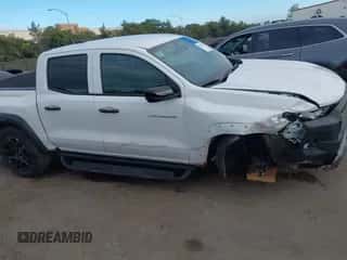 2023 Chevrolet Colorado 4WD Trail Boss с VIN 1GCPTEEK4P1160335, выставлен на аукционе IAAI как лот 43246490 с пробегом 30 335 миль миль и . История ставок и продаж доступна на DreamBid. Изображение 6.