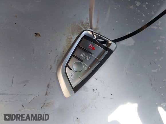 2016 BMW 3 Series 320i с VIN WBA8E1G58GNT37408, выставлен на аукционе IAAI как лот 42867149 с пробегом 80 563 миль миль и . История ставок и продаж доступна на DreamBid. Изображение 11.