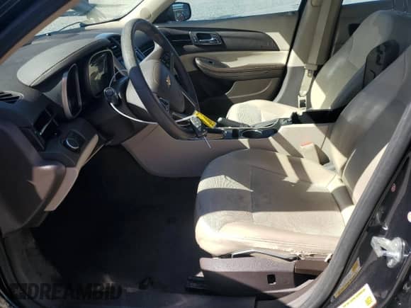 2015 Chevrolet Malibu LT с VIN 1G11C5SLXFF342747, выставлен на аукционе Copart как лот 86143135 с пробегом 186 758 миль миль и Списание • Salvage title. История ставок и продаж доступна на DreamBid. Изображение 7.