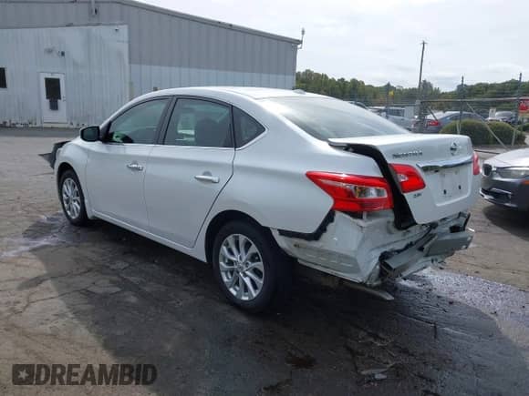 2017 Nissan Sentra SR with VIN 3N1AB7AP5HY304464, listed as a IAAI auction lot 43406626 with 31,774 mi miles and . Bid and sale history available at DreamBid. Image 3.