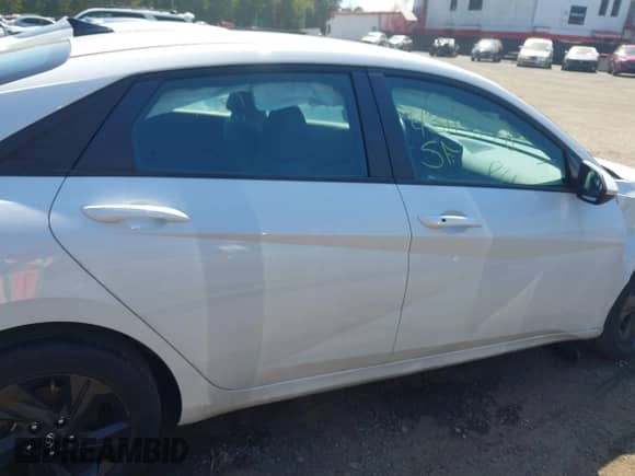 2022 Hyundai Elantra SEL with VIN 5NPLS4AG6NH080750, listed as a IAAI auction lot 43113178 with 52,073 mi miles and . Bid and sale history available at DreamBid. Image 13.