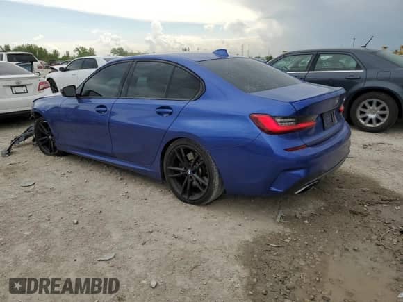 2020 BMW 3 Series M340i z VIN 3MW5U7J06L8B42538, wystawiony jako Copart lot #54375375 z przebiegiem 75 084 mil mil oraz Szkoda całkowita • Salvage title. Historia ofert i sprzedaży dostępna na DreamBid. Obrazek 2.