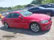 2012 BMW 3 Series 328i xDrive z VIN WBAKF5C52CE517882, wystawiony jako IAAI lot #42253280 z przebiegiem 137 634 mil mil oraz . Historia ofert i sprzedaży dostępna na DreamBid. Obrazek 13.