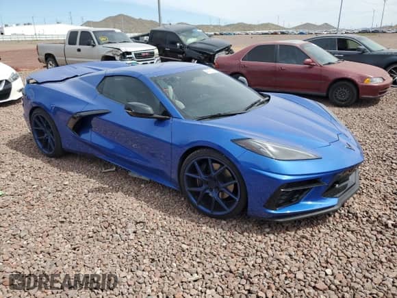 2021 Chevrolet Corvette 1LT z VIN 1G1YA3D49M5105734, wystawiony jako Copart lot #77489204 z przebiegiem 17 094 mil mil oraz Szkoda całkowita • Salvage title. Historia ofert i sprzedaży dostępna na DreamBid. Obrazek 4.