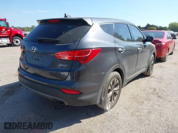 2015 Hyundai Santa Fe with VIN 5XYZT3LB4FG285320, listed as a IAAI auction lot 43358458 with 139,106 mi miles and . Bid and sale history available at DreamBid. Image 4.