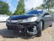 2016 Honda Accord EX-L z VIN 1HGCR3F82GA025828, wystawiony jako IAAI lot #43245288 z przebiegiem 142 455 mil mil oraz . Historia ofert i sprzedaży dostępna na DreamBid. Obrazek 6.