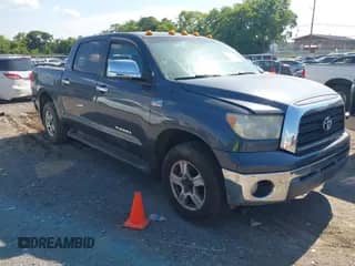 2008 Toyota Tundra с VIN 5TBDV54158S520845, выставлен на аукционе IAAI как лот 42857722 с пробегом 77 338 миль миль и . История ставок и продаж доступна на DreamBid. Изображение 1.