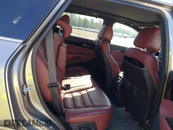 2016 Kia Sorento SXL с VIN 5XYPKDA13GG034557, выставлен на аукционе IAAI как лот 42846363 с пробегом 84 015 миль миль и . История ставок и продаж доступна на DreamBid. Изображение 8.