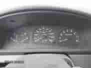 1995 Nissan Frontier SE z VIN 1N6HD16Y2SC357656, wystawiony jako IAAI lot #43402716 z przebiegiem 108 692 mil mil oraz . Historia ofert i sprzedaży dostępna na DreamBid. Obrazek 7.