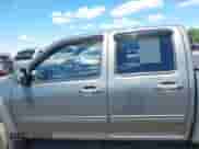 2011 Chevrolet Colorado 1LT z VIN 1GCHTCFE5B8113848, wystawiony jako IAAI lot #42781184 z przebiegiem 64 485 mil mil oraz . Historia ofert i sprzedaży dostępna na DreamBid. Obrazek 14.