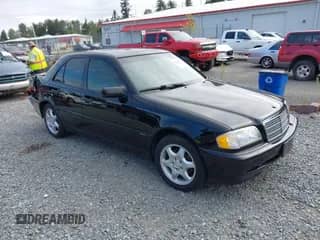 2000 Mercedes-Benz C 230 Kompressor с VIN WDBHA24G0YA855529, выставлен на аукционе IAAI как лот 42978189 с пробегом 167 447 миль миль и . История ставок и продаж доступна на DreamBid. Изображение 1.