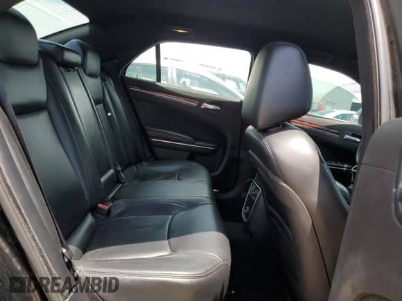 2013 Chrysler 300 with VIN 2C3CCAAG1DH573081, listed as a Copart auction lot 59273495 with 112,698 mi miles and Clean title. Bid and sale history available at DreamBid. Image 10.