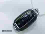 2020 Hyundai Santa Fe SEL z VIN 5NMS33AD9LH143083, wystawiony jako IAAI lot #43385274 z przebiegiem 60 666 mil mil oraz . Historia ofert i sprzedaży dostępna na DreamBid. Obrazek 11.