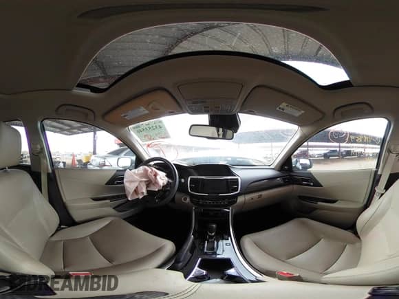 2017 Honda Accord Touring с VIN JHMCR6F71HC004111, выставлен на аукционе IAAI как лот 43253546 с пробегом 106 098 миль миль и . История ставок и продаж доступна на DreamBid. Изображение 19.