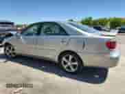 2005 Toyota Camry SE with VIN 4T1BA30K85U054280, listed as a Copart auction lot 69782325 with 43,869 mi miles and Salvage title. Bid and sale history available at DreamBid. Image 2.