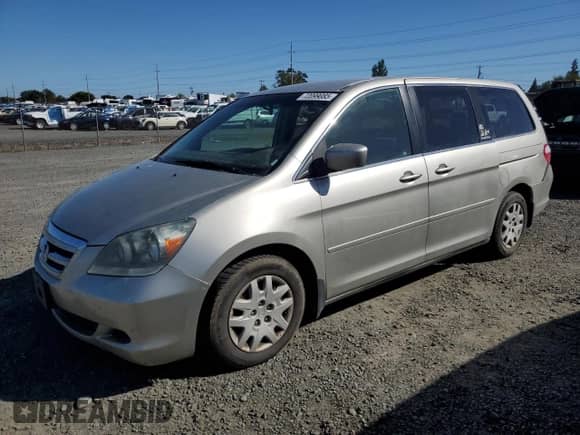 2005 Honda Odyssey LX with VIN 5FNRL382X5B093611, listed as a Copart auction lot 72099085 with 175,368 mi miles and Salvage title. Bid and sale history available at DreamBid. Image 1.