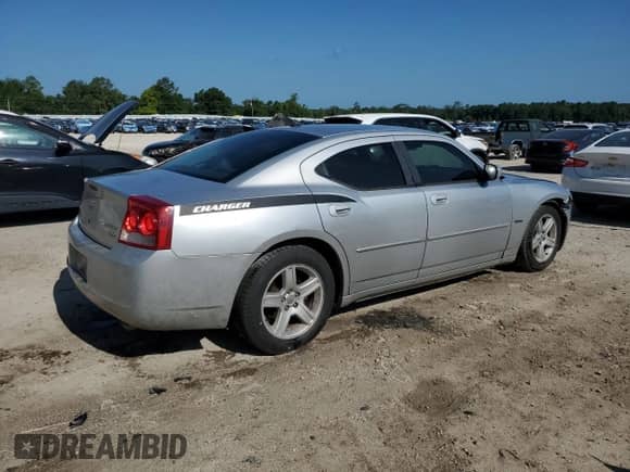 2010 Dodge Charger R/T с VIN 2B3CA5CT5AH150777, выставлен на аукционе Copart как лот 61942175 с пробегом 207 132 миль миль и Списание • Salvage title. История ставок и продаж доступна на DreamBid. Изображение 3.