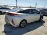 2018 Toyota Prius Plus z VIN JTDKARFP7J3099284, wystawiony jako Copart lot #58186915 z przebiegiem 51 694 mil mil oraz Szkoda całkowita • Salvage title. Historia ofert i sprzedaży dostępna na DreamBid. Obrazek 3.