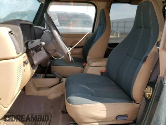 1999 Jeep Wrangler Sahara с VIN 1J4FY49S0XP442402, выставлен на аукционе Copart как лот 68974645 с пробегом 295 958 миль миль и Чистый • Clean title. История ставок и продаж доступна на DreamBid. Изображение 7.