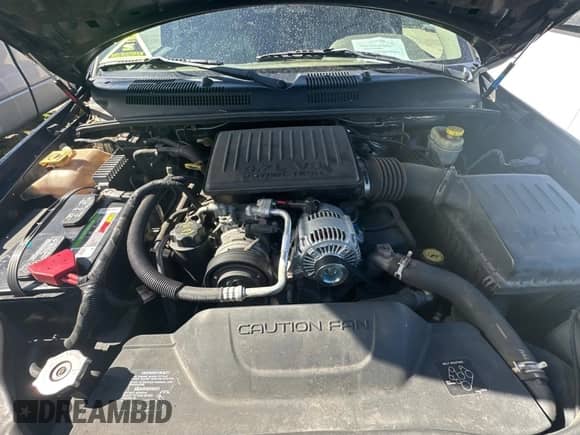 2004 Jeep Grand Cherokee Laredo z VIN 1J4GX48N24C436753, wystawiony jako Copart lot #88142905 z przebiegiem 114 022 mil mil oraz Czysty tytuł • Clean title. Historia ofert i sprzedaży dostępna na DreamBid. Obrazek 7.