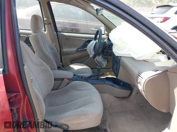 1997 Chevrolet Cavalier LS с VIN 1G1JF52T8V7280555, выставлен на аукционе IAAI как лот 42579611 с пробегом 109 835 миль миль и . История ставок и продаж доступна на DreamBid. Изображение 5.