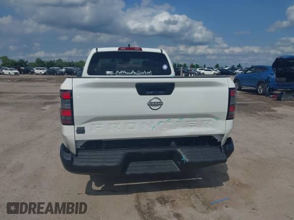 2024 Nissan Frontier S z VIN 1N6ED1CL0RN645654, wystawiony jako IAAI lot #42307069 z przebiegiem 34 356 mil mil oraz . Historia ofert i sprzedaży dostępna na DreamBid. Obrazek 6.