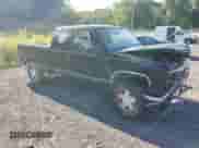1998 Chevrolet Silverado 1500 z VIN 1GCEK19M7WE175742, wystawiony jako Copart lot #68421724 z przebiegiem 270 826 mil mil oraz Szkoda całkowita • Salvage title. Historia ofert i sprzedaży dostępna na DreamBid. Obrazek 4.