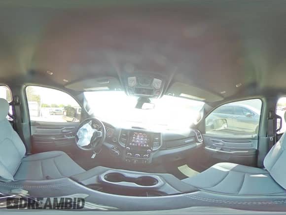 2021 Ram 1500 Big Horn z VIN 1C6RREFT1MN660589, wystawiony jako Copart lot #53296115 z przebiegiem 73 354 mil mil oraz Nie do naprawy • Non repairable. Historia ofert i sprzedaży dostępna na DreamBid. Obrazek 13.