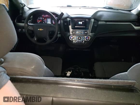 2016 Chevrolet Tahoe Commercial z VIN 1GNSKDEC9GR418681, wystawiony jako Copart lot #81162735 z przebiegiem 116 047 mil mil oraz Czysty tytuł • Clean title. Historia ofert i sprzedaży dostępna na DreamBid. Obrazek 8.