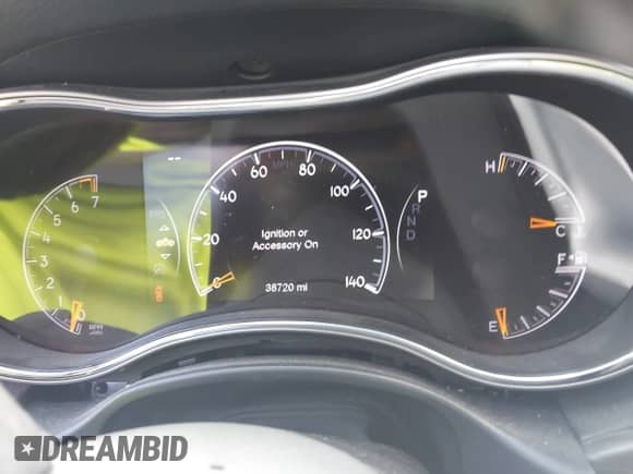 2021 Jeep Grand Cherokee Limited z VIN 1C4RJFBG8MC590146, wystawiony jako IAAI lot #43117791 z przebiegiem 38 720 mil mil oraz . Historia ofert i sprzedaży dostępna na DreamBid. Obrazek 7.