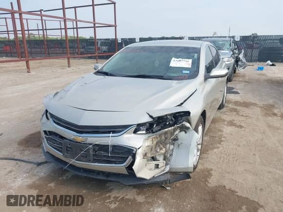 2016 Chevrolet Malibu LT z VIN 1G1ZE5ST8GF321264, wystawiony jako IAAI lot #43087716 z przebiegiem 144 293 mil mil oraz . Historia ofert i sprzedaży dostępna na DreamBid. Obrazek 2.