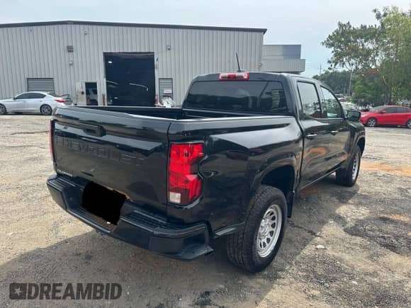 2023 Chevrolet Colorado 2WD Work Truck с VIN 1GCGSBEC4P1266424, выставлен на аукционе Copart как лот 84060865 с пробегом 9 235 миль миль и Чистый • Clean title. История ставок и продаж доступна на DreamBid. Изображение 4.