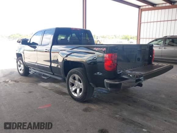2014 Chevrolet Silverado 1500 LTZ z VIN 1GCVKSEC4EZ120918, wystawiony jako IAAI lot #42791870 z przebiegiem 175 849 mil mil oraz . Historia ofert i sprzedaży dostępna na DreamBid. Obrazek 3.