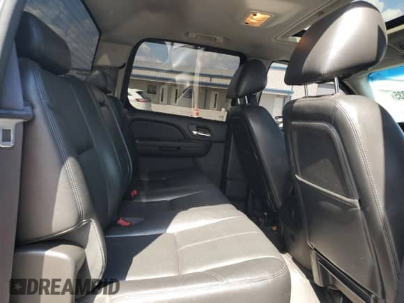 2013 Chevrolet Silverado 1500 LTZ z VIN 3GCPKTE21DG356446, wystawiony jako Copart lot #80659935 z przebiegiem 184 173 mil mil oraz Szkoda całkowita • Salvage title. Historia ofert i sprzedaży dostępna na DreamBid. Obrazek 10.