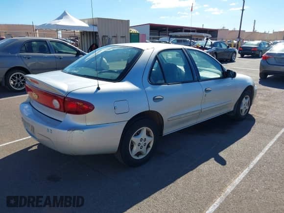 2005 Chevrolet Cavalier with VIN 1G1JC52FX57205729, listed as a IAAI auction lot 43239044 with 83,268 mi miles and . Bid and sale history available at DreamBid. Image 4.