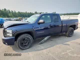 2010 Chevrolet Silverado 1500 LT с VIN 1GCSKSEA7AZ109357, выставлен на аукционе Copart как лот 67358055 с пробегом 104 681 миль миль и Списание • Salvage title. История ставок и продаж доступна на DreamBid. Изображение 1.