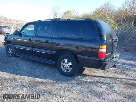 2002 Chevrolet Suburban Z71 with VIN 3GNFK16Z92G181007, listed as a IAAI auction lot 40950544 with 207,982 mi miles and . Bid and sale history available at DreamBid. Image 3.