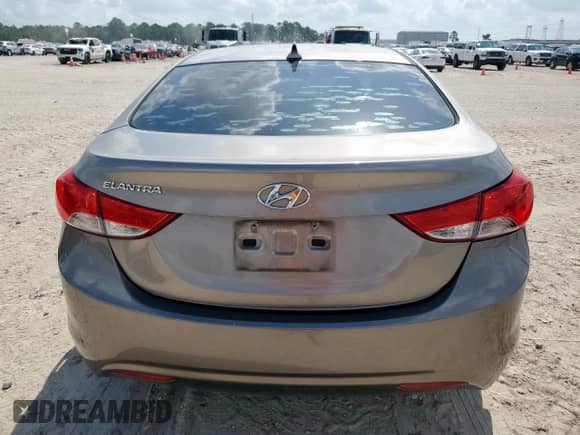 2013 Hyundai Elantra Limited с VIN 5NPDH4AE3DH261191, выставлен на аукционе Copart как лот 67262855 с пробегом 107 419 миль миль и Списание • Salvage title. История ставок и продаж доступна на DreamBid. Изображение 6.