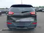 2016 Jeep Cherokee Latitude с VIN 1C4PJMCS4GW270680, выставлен на аукционе IAAI как лот 43198851 с пробегом 97 156 миль миль и . История ставок и продаж доступна на DreamBid. Изображение 17.
