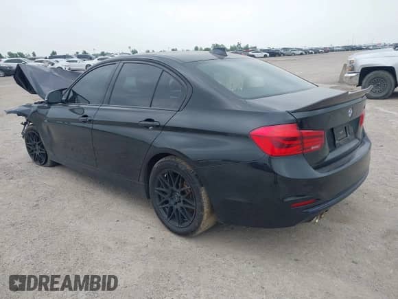 2018 BMW 3 Series 330i with VIN WBA8B9C56JAE22052, listed as a IAAI auction lot 42281541 with 46,225 mi miles and . Bid and sale history available at DreamBid. Image 3.