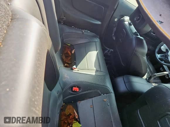 2019 Ford Mustang Bullitt z VIN 1FA6P8K02K5502134, wystawiony jako Copart lot #64568225 z przebiegiem Nie podano mil oraz Szkoda całkowita • Salvage title. Historia ofert i sprzedaży dostępna na DreamBid. Obrazek 10.