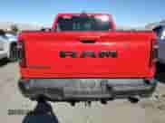 2019 Ram 1500 Rebel z VIN 1C6RRELT8KN832943, wystawiony jako Copart lot #45093005 z przebiegiem 63 883 mil mil oraz Szkoda całkowita • Salvage title. Historia ofert i sprzedaży dostępna na DreamBid. Obrazek 6.