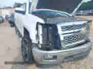 2015 Chevrolet Silverado 1500 LT z VIN 1GCVKREH5FZ400305, wystawiony jako IAAI lot #42626165 z przebiegiem Nie podano mil oraz . Historia ofert i sprzedaży dostępna na DreamBid. Obrazek 18.