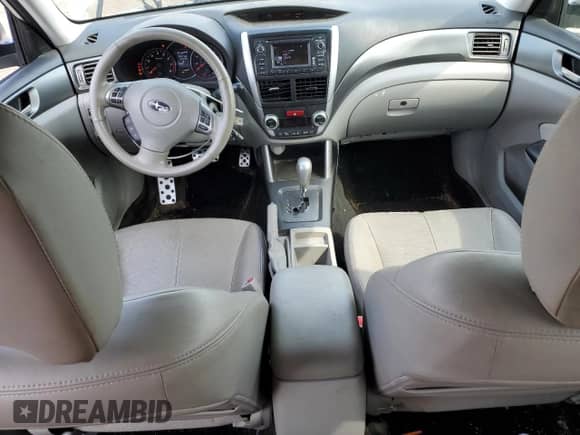 2013 Subaru Forester XT Touring z VIN JF2SHGGC3DH423450, wystawiony jako Copart lot #67089325 z przebiegiem 125 590 mil mil oraz Czysty tytuł • Clean title. Historia ofert i sprzedaży dostępna na DreamBid. Obrazek 8.