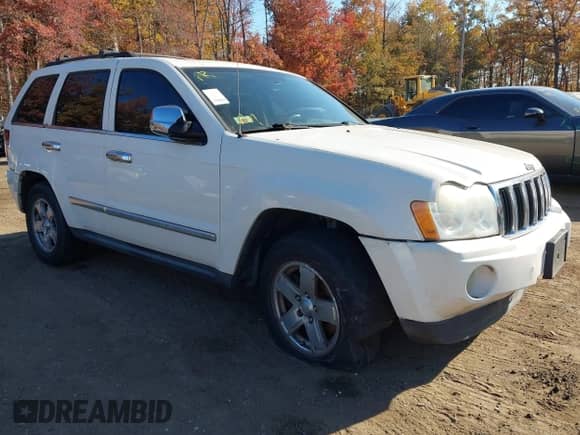 2007 Jeep Grand Cherokee Limited с VIN 1J8HR58237C521873, выставлен на аукционе IAAI как лот 43529914 с пробегом 186 910 миль миль и . История ставок и продаж доступна на DreamBid. Изображение 1.